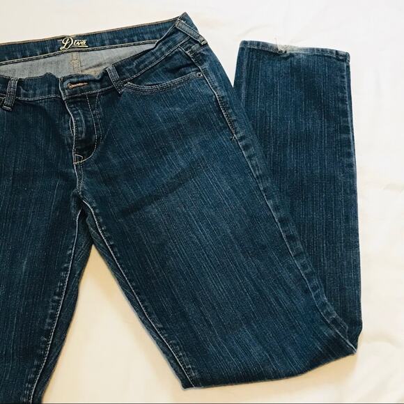 Old Navy Diva Jeans (Tall) - Picture 2 of 5